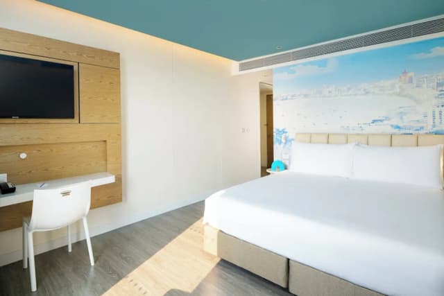 OZO North Pattaya-Deluxe Room, 1 King Bed, Ocean View-6