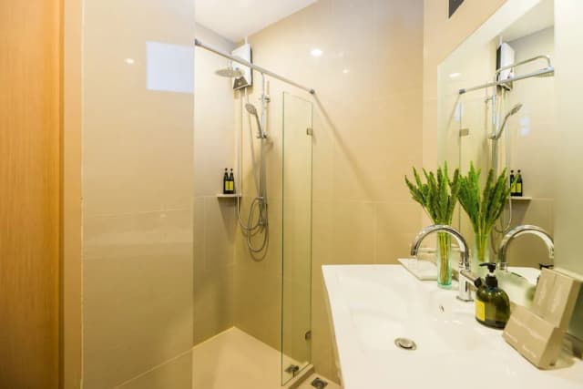 UHG 素坤逸路阿速住宅酒店-經濟客房, 1 張加大雙人床-7