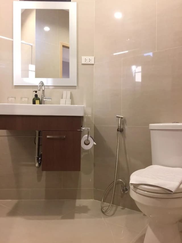 UHG 素坤逸路阿速住宅酒店-經濟客房, 1 張加大雙人床-5