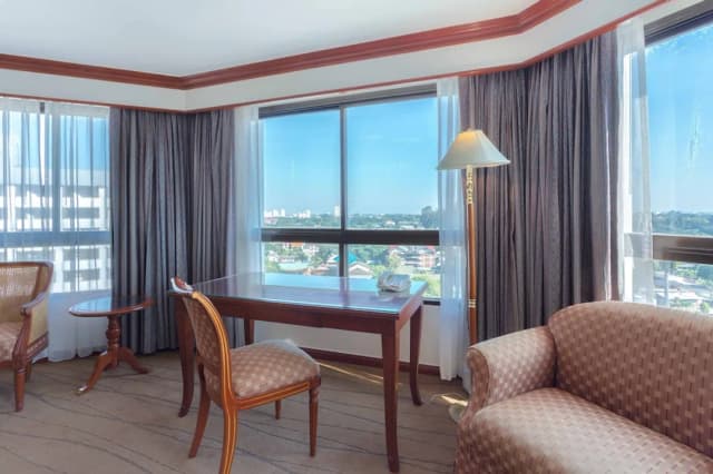 Centara Riverside Hotel Chiang Mai-小型套房, 2 张大床-2