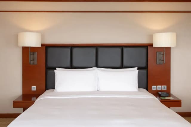 Centara Riverside Hotel Chiang Mai-华丽套房, 1 张特大床-3