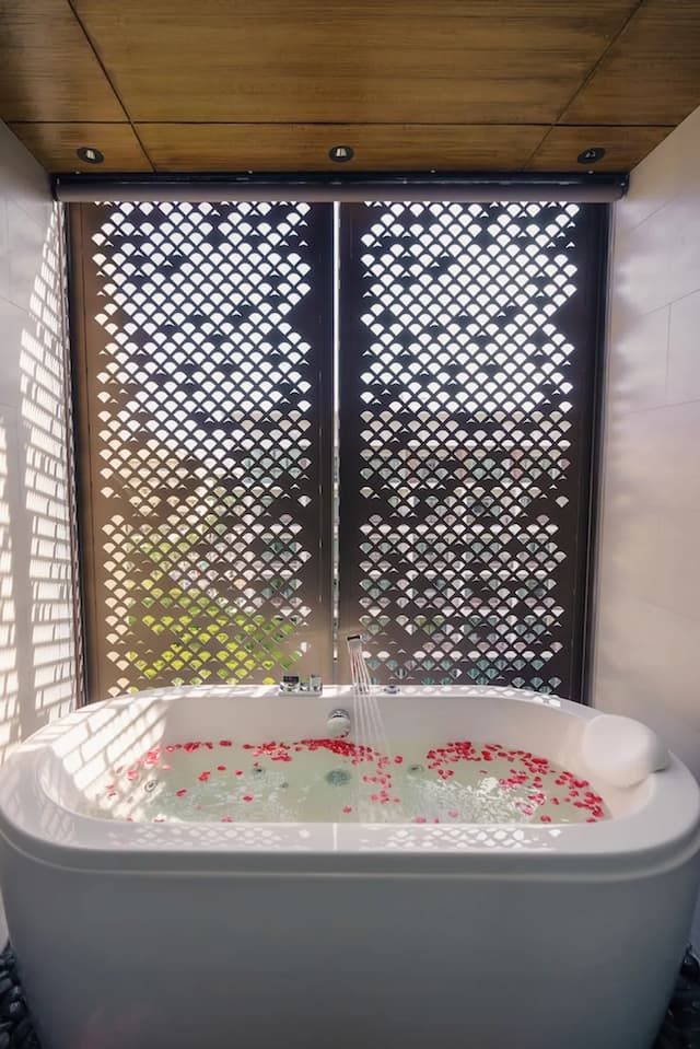 芭堤雅第五喬木提恩酒店-Jacuzzi Suite King New Building-14