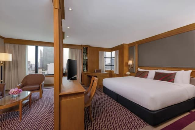 曼谷中庭大美居酒店-Corner Suite, 1 King Bed (Executive Lounge Access)-6