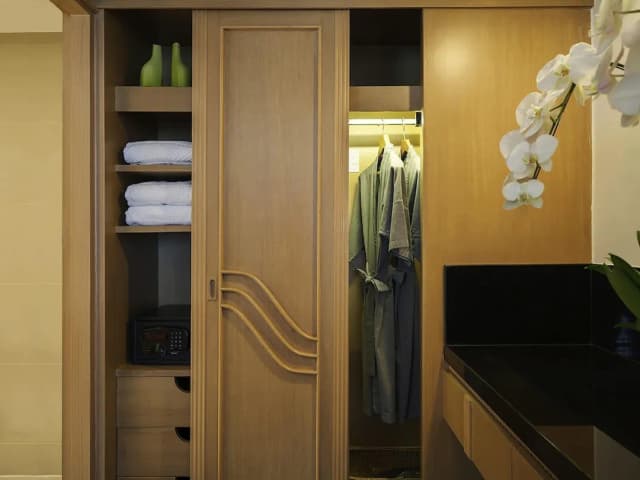 曼谷中庭大美居酒店-Corner Suite, 1 King Bed (Executive Lounge Access)-14