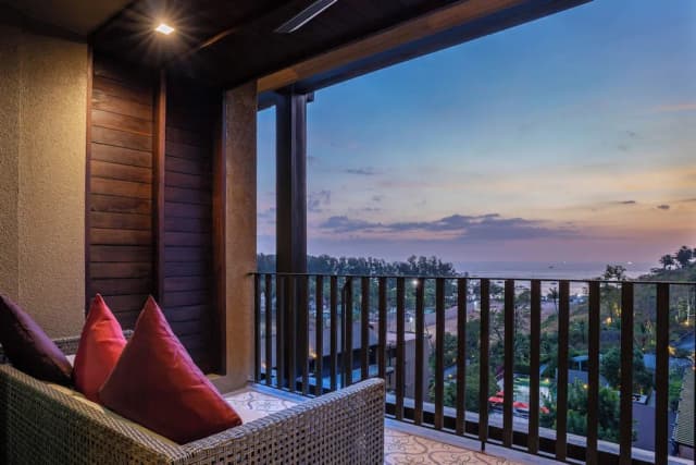 SUNSURI PHUKET, Nai Harn Beach-Deluxe Room-1