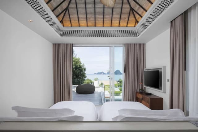 Banyan Tree Krabi-Two Bedroom Beachfront Pool Villa-4