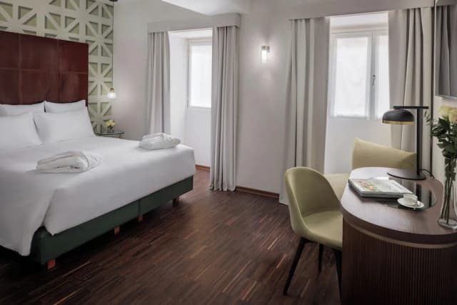 西班牙階梯 - 藝術飯店 | 烏納體驗飯店-家庭客房-8