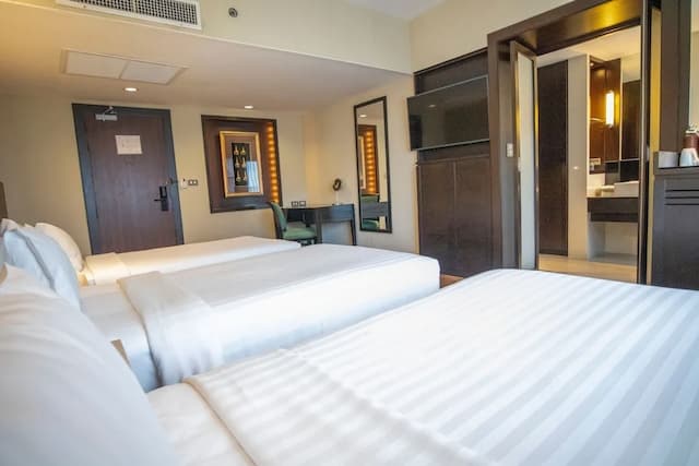 曼谷湄南河畔華美達廣場酒店-三人房, 3 張單人床-2