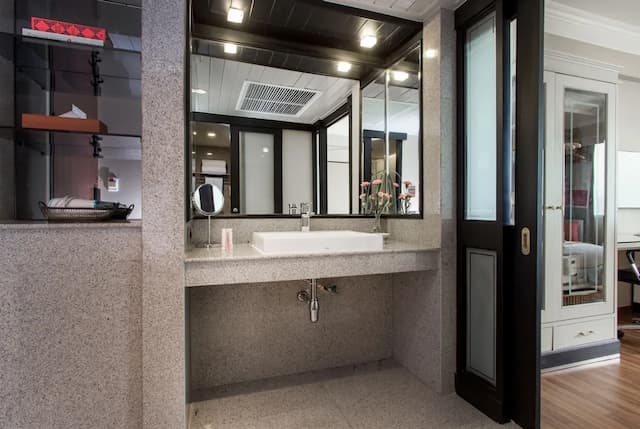 曼谷湄南河畔華美達廣場酒店-客房, 2 張單人床, 泳池景 (Thai Deluxe)-5