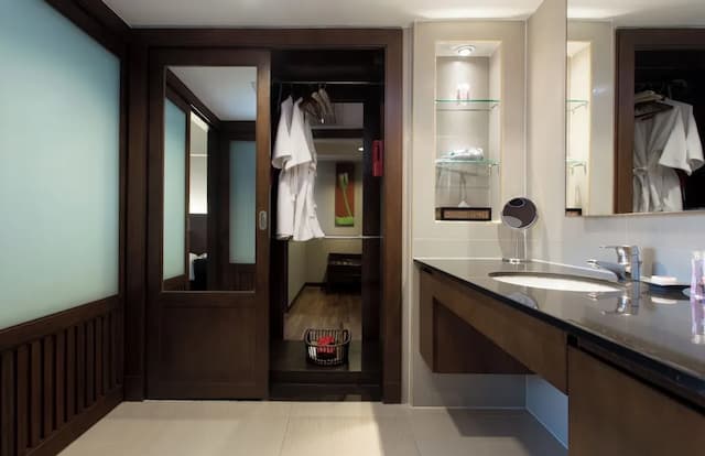 曼谷湄南河畔華美達廣場酒店-套房, 2 張單人床, 城市景 (Plaza)-5