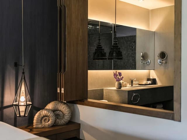 아비스타 하이드어웨이 푸켓 파통 - 엠갤러리-Deluxe Room, Pool View, 1 King Bed & 1 Sofa Bed-7