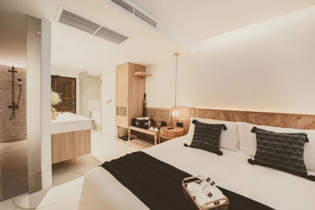 THEE Vijit Lanna by TH District-Plunge Pool Suite-7