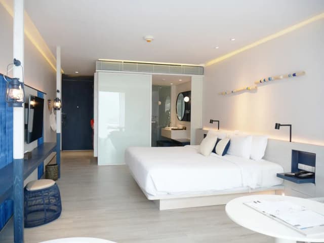 VERSO Hua Hin - a Veranda Collection-Oceanfront King-2