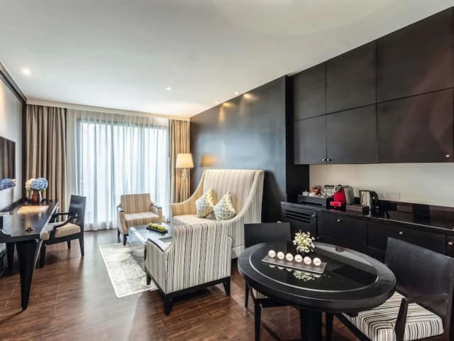 Mövenpick Hotel Sukhumvit 15 Bangkok-Executive Suite, 1 King Bed-9