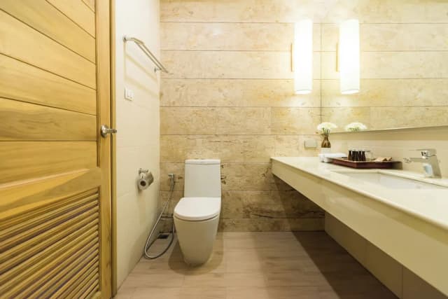 艾雷斯特飯店-Pool View Deluxe King Plus-10