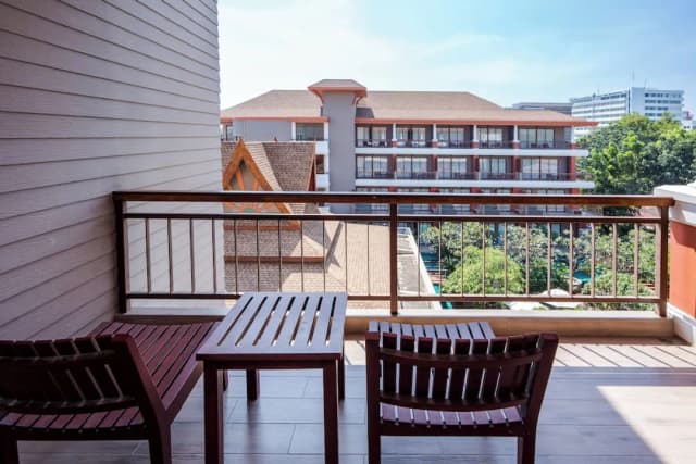 艾雷斯特飯店-Pool View Deluxe King  - Free Transfer to Hua Hin Beach-6