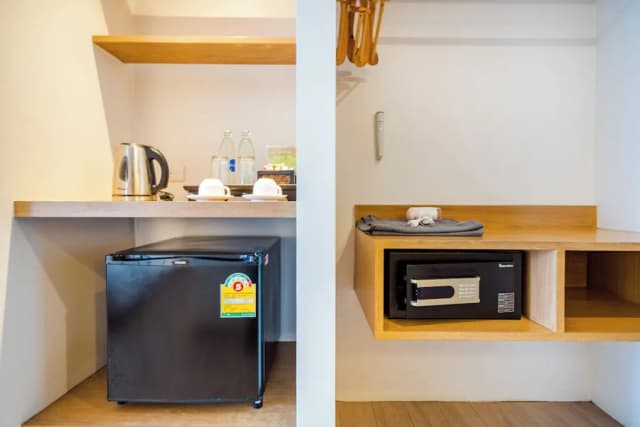 艾雷斯特飯店-Pool View Deluxe King  - Free Transfer to Hua Hin Beach-10