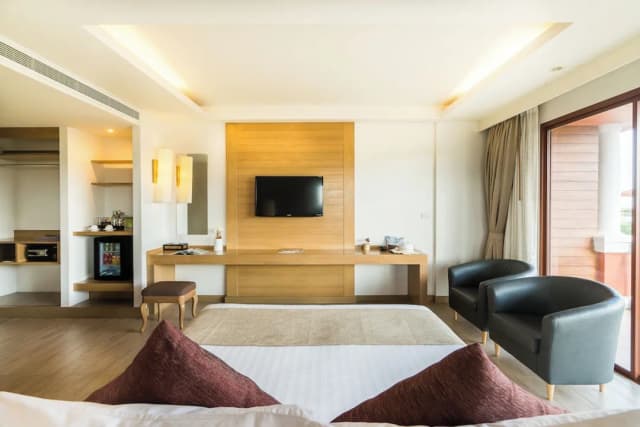 艾雷斯特飯店-客房 (Premier Pool View Deluxe)-4