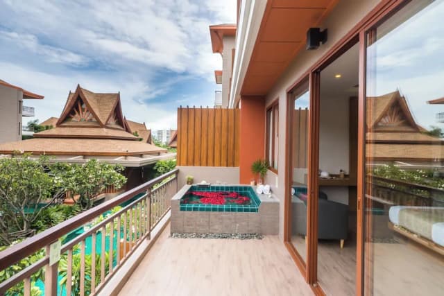 艾雷斯特飯店-豪華客房 (Premier Jacuzzi Deluxe )-1