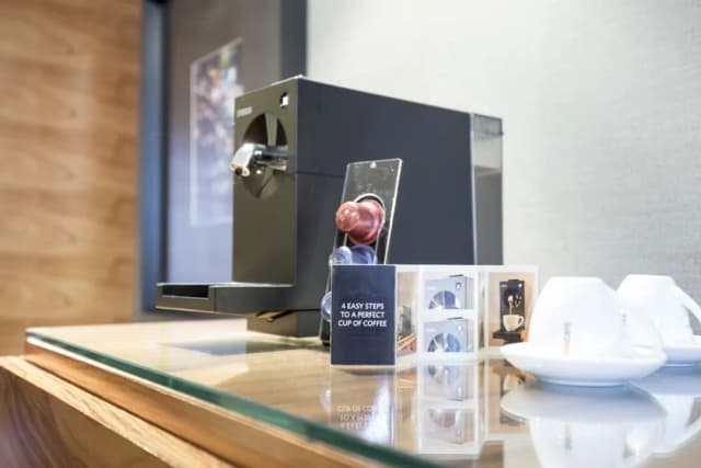 曼谷素坤逸希爾頓飯店-Hilton, 普通套房, 1 張特大雙人床, 可使用俱樂部酒廊-7