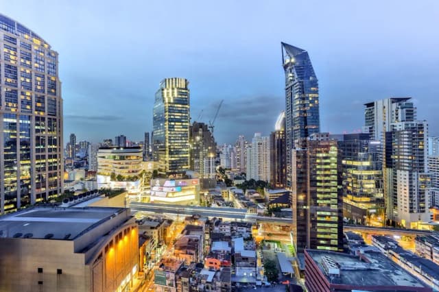 曼谷素坤逸希爾頓飯店-Hilton, 行政客房, 1 張特大雙人床, 可使用俱樂部酒廊-9