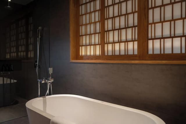 노쿠 푸켓-Premium Loft with Whirlpool-4