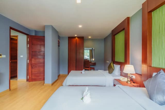 Elite Suites Patong-2 Bedroom Suite - City View-9