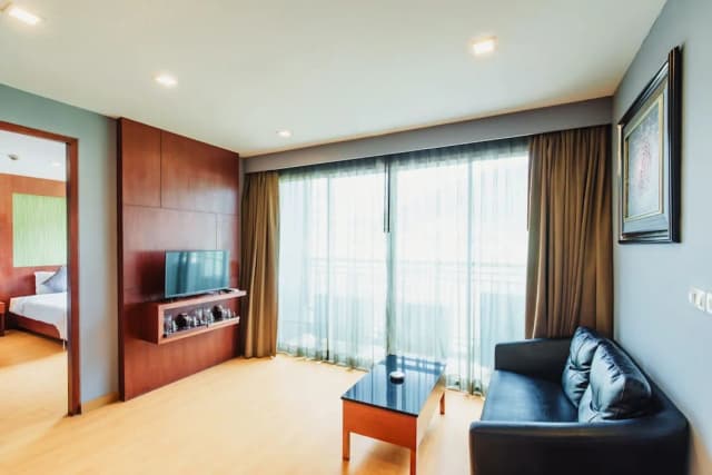 Elite Suites Patong-2 Bedroom Suite - Pool View-6