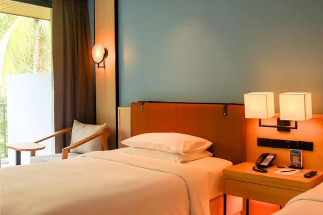 Holiday Ao Nang Beach Resort Krabi-Family Garden View Room-17