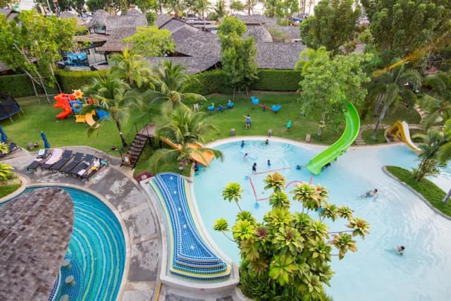 Holiday Ao Nang Beach Resort Krabi-Kids' Suite with Pool View-12