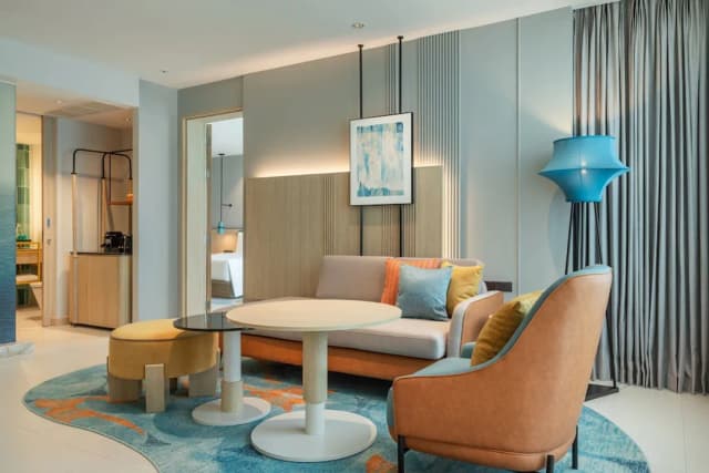 Holiday Inn Pattaya by IHG-Suite-1