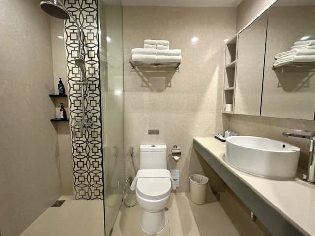 The Crib Patong-家庭双人房-4