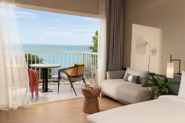 Cross Pattaya Pratamnak-Luxury Ocean View - Twin Bed-4