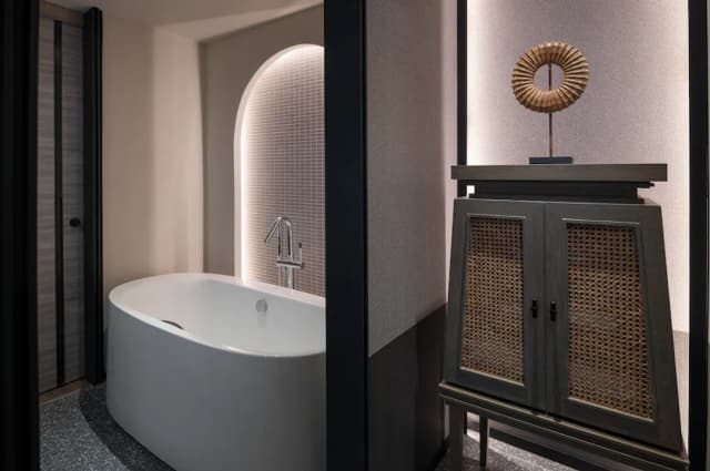 Cross Pattaya Pratamnak-Executive Room, Ocean View-4