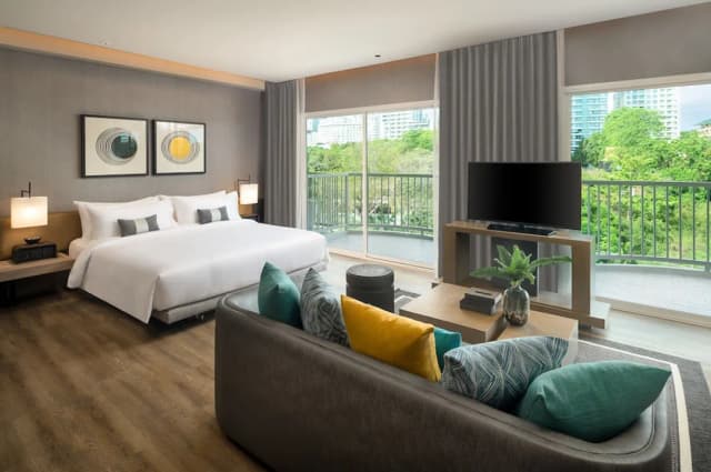 Cross Pattaya Pratamnak-Cross - Elite Suite-1