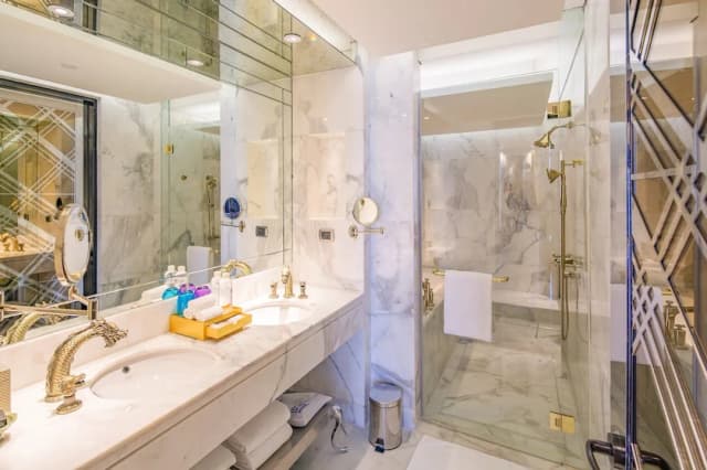 Hotel Indigo Bangkok Wireless Road by IHG-Suite, 1 Bedroom, Garden View-7