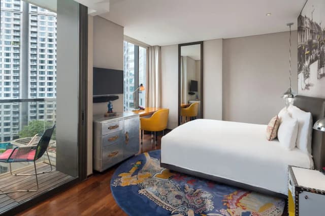 Hotel Indigo Bangkok Wireless Road by IHG-Standard Room, 1 King Bed, Balcony-7