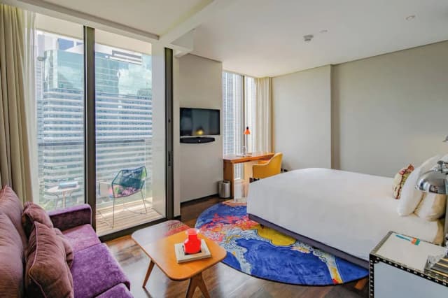 Hotel Indigo Bangkok Wireless Road by IHG-Standard Room, 1 King Bed, Balcony-16