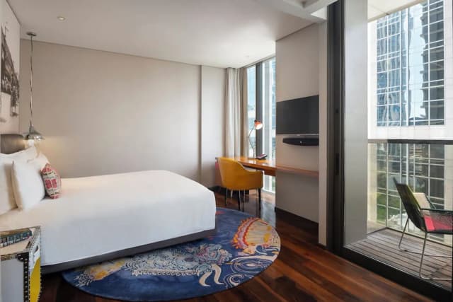 Hotel Indigo Bangkok Wireless Road by IHG-Premium Room, 1 King Bed, Balcony, City View-9