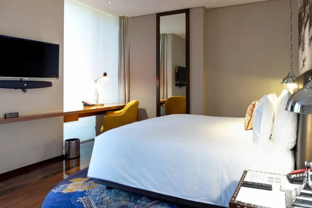 Hotel Indigo Bangkok Wireless Road by IHG-Standard Room-4