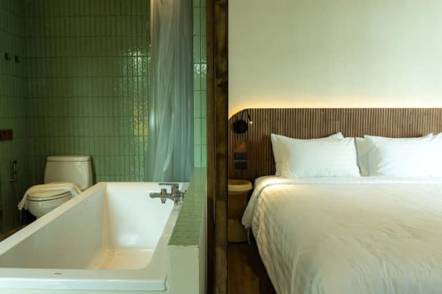 Karaarom Hotel-Deluxe Room-7