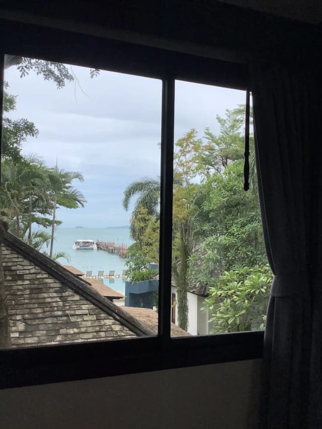 Punnpreeda Beach Resort-Deluxe Suite-13