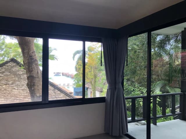 Punnpreeda Beach Resort-Deluxe Suite-4