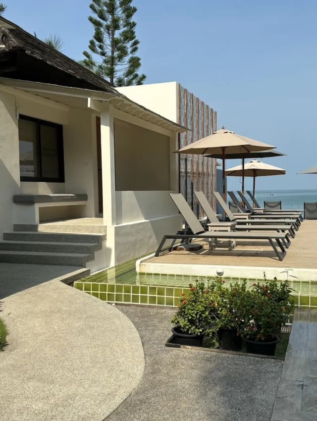 Punnpreeda Beach Resort-Beach Front Suite with One Way Airport Transfer-22