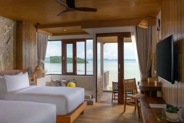 SINAE Phuket Luxury Hotel-Studio Ocean View King bed-3