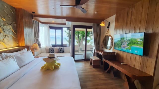 SINAE Phuket Luxury Hotel-Studio Ocean View King bed-1