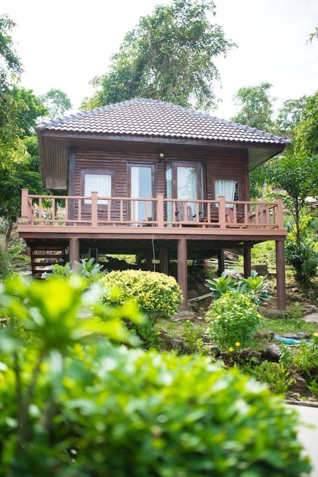 Phi Phi The Beach Resort-Superior Villa - Front Side, Free Mini bar, Free Transfer to Tonsai Pier-10