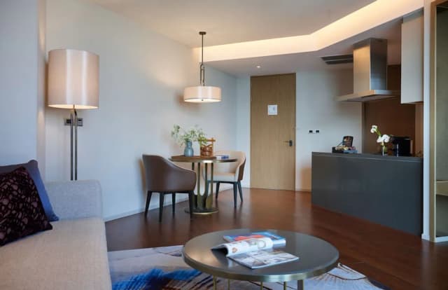 차트리움 그랜드 방콕-One Bedroom Suite Double Room-5