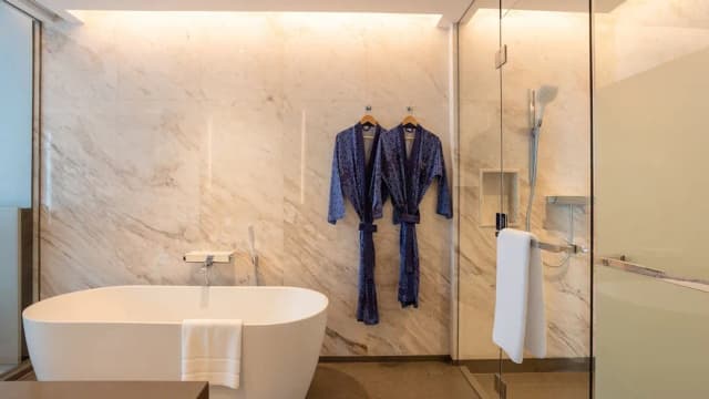 차트리움 그랜드 방콕-Executive Suite Twin Room-5