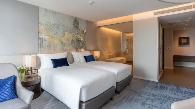 차트리움 그랜드 방콕-Executive Suite Twin Room-2